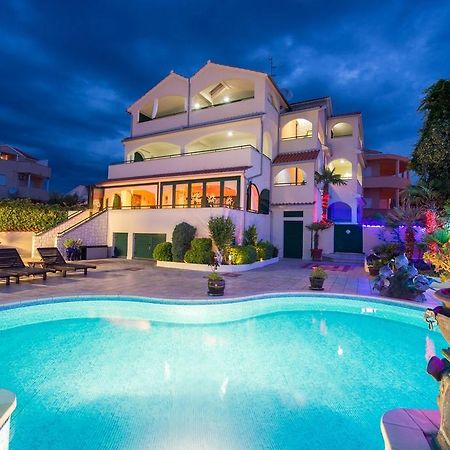 Apartments Marija Near Center Vodice Esterno foto