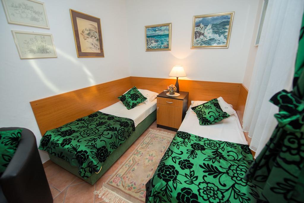 Apartments Marija Near Center Vodice Esterno foto