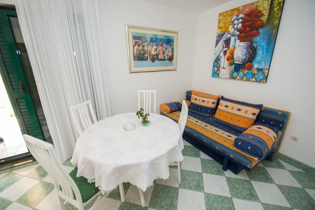 Apartments Marija Near Center Vodice Esterno foto