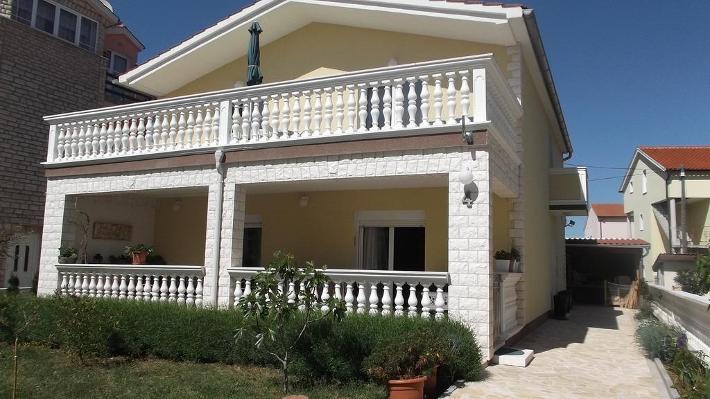 Apartments Marija Near Center Vodice Esterno foto